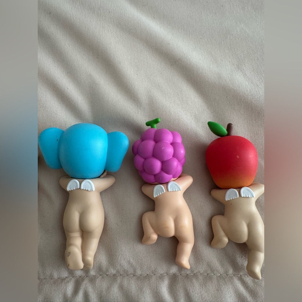 SONNY ANGEL REAL FRUIT AND VEGGIE SERIES ❤️😍 PRICE NEGOTIABLE AND FREE GWP!! - Picture 9 of 10
